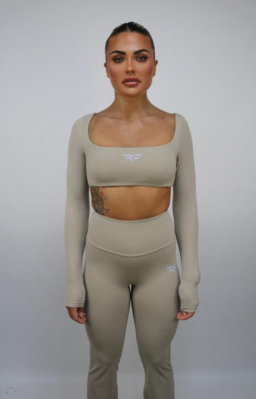 REFLECT Flared leggins/ Crop top